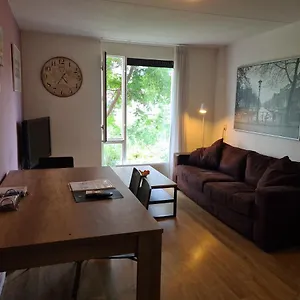 Johan's With Roofterrace And Cheap Parking - Since 2014 Homestay
