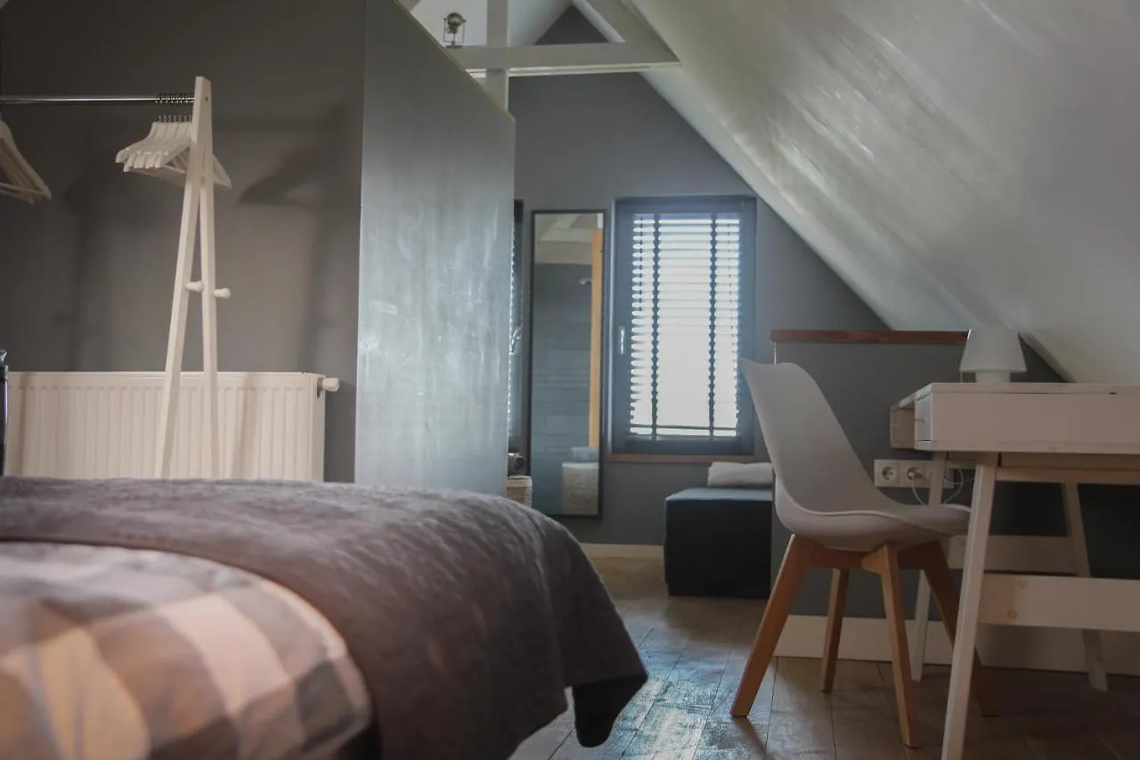 Homestay De Greenhouse Apartment Amsterdam